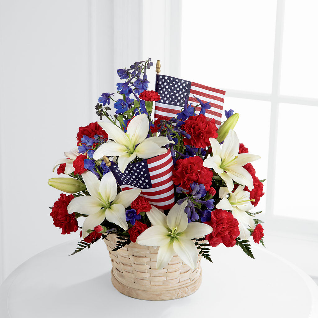 American Glory Bouquet flower arrangement by Honeybee Floral
