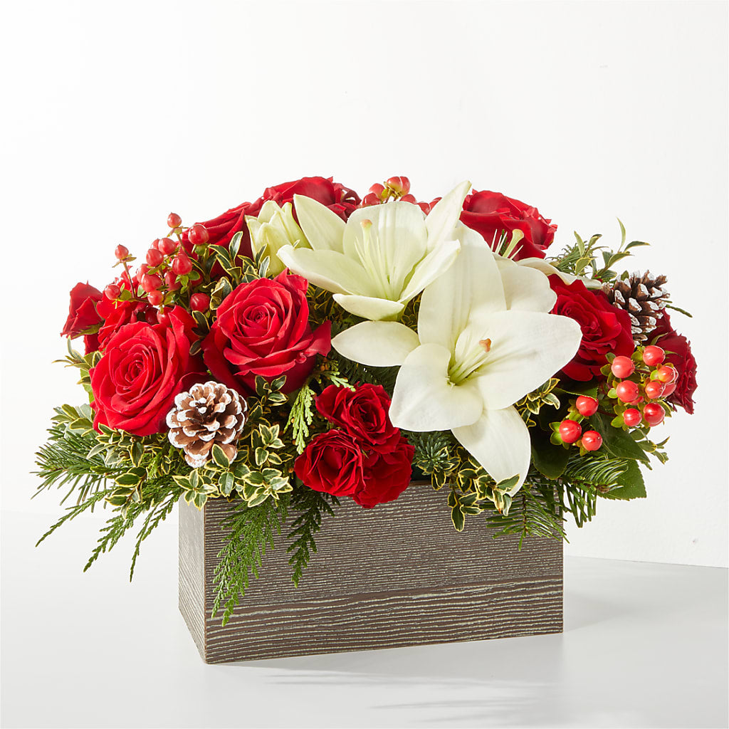 Snowy Wonderland Bouquet flower arrangement by Honeybee Floral