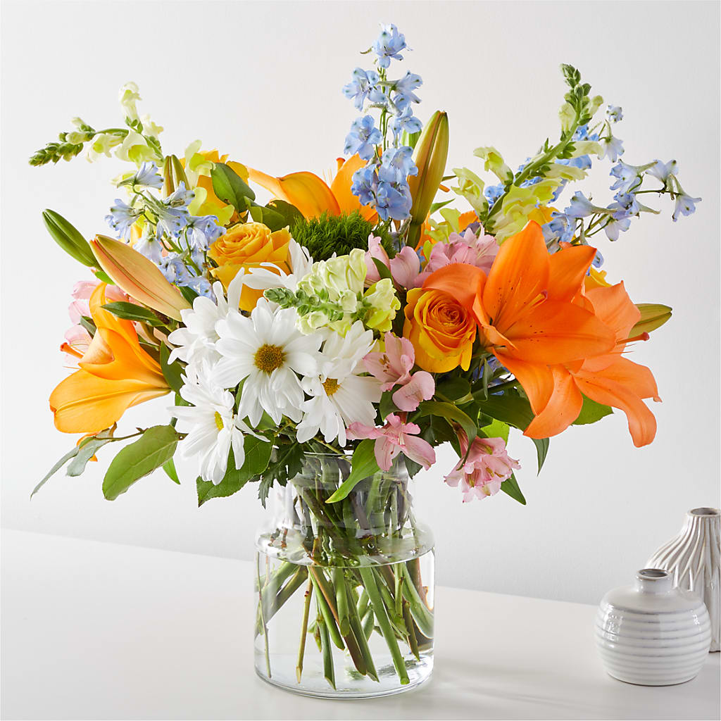 Sun Salutation Bouquet flower arrangement by Honeybee Floral