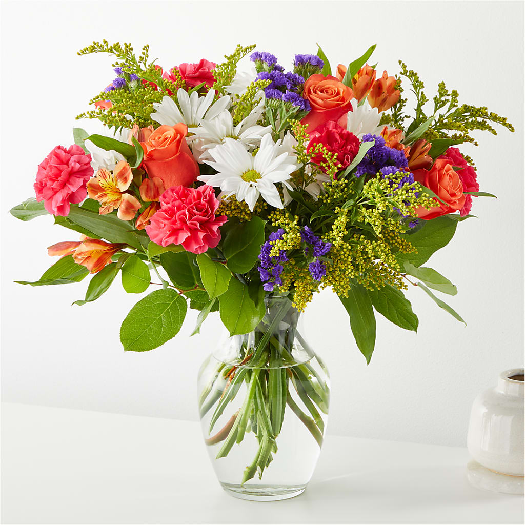 Oopsie Daisy Bouquet flower arrangement by Honeybee Floral