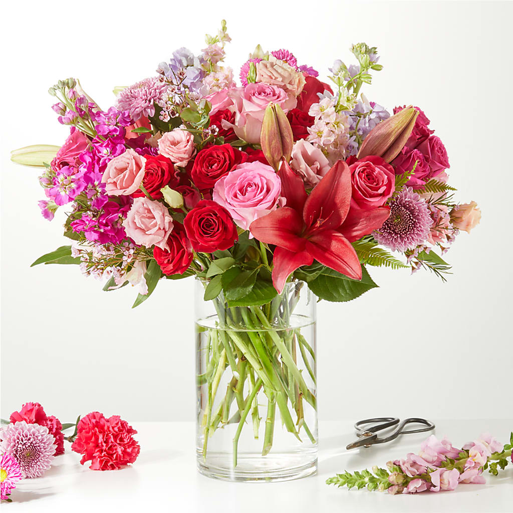 Swooning Over You - A Luxury Honeybee Original flower arrangement by Honeybee Floral