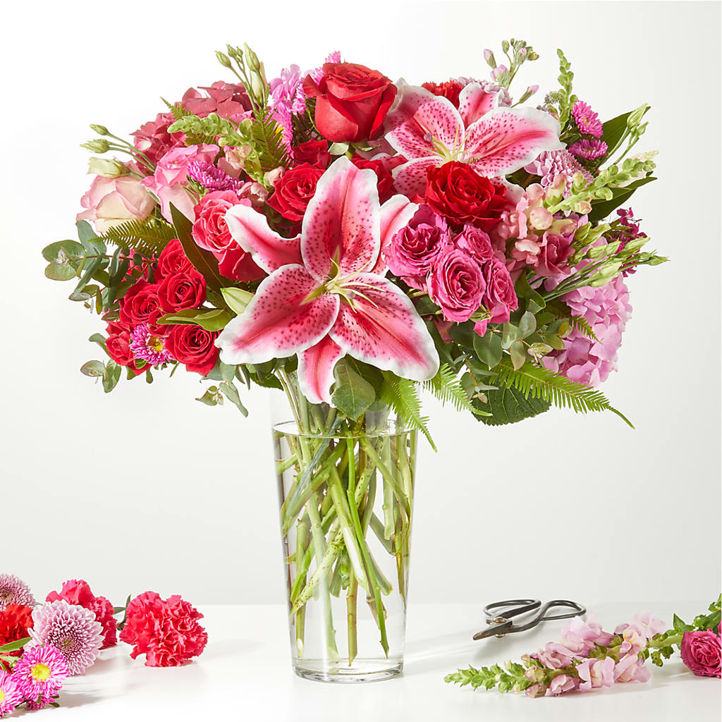 Swooning Over You - A Luxury Honeybee Original flower arrangement by Honeybee Floral