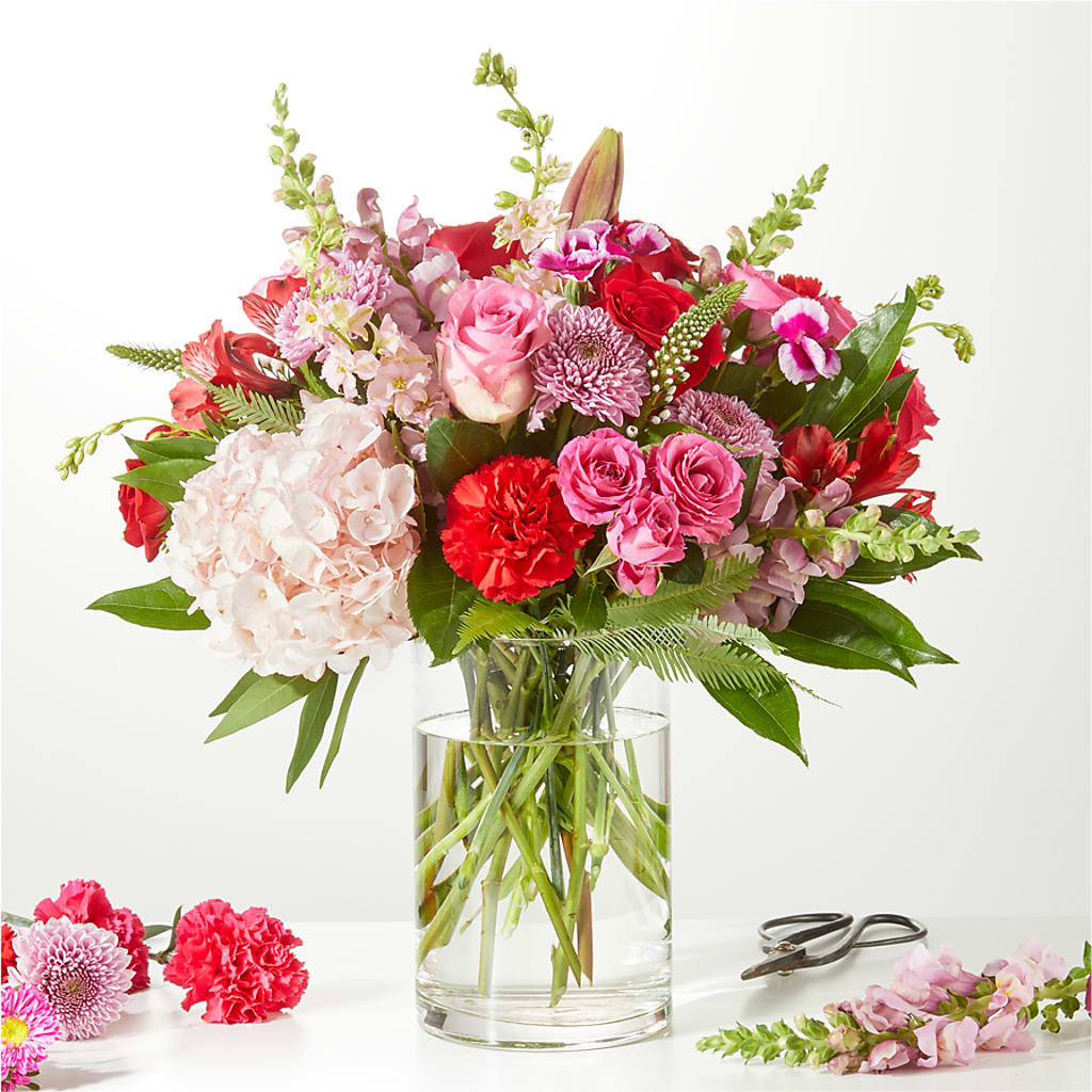 Swooning Over You - A Luxury Honeybee Original flower arrangement by Honeybee Floral