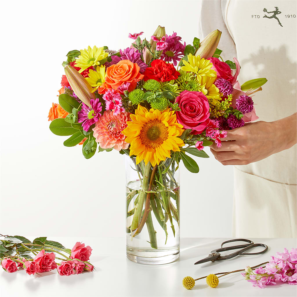 Cue the Confetti - A Honeybee Original flower arrangement by Honeybee Floral