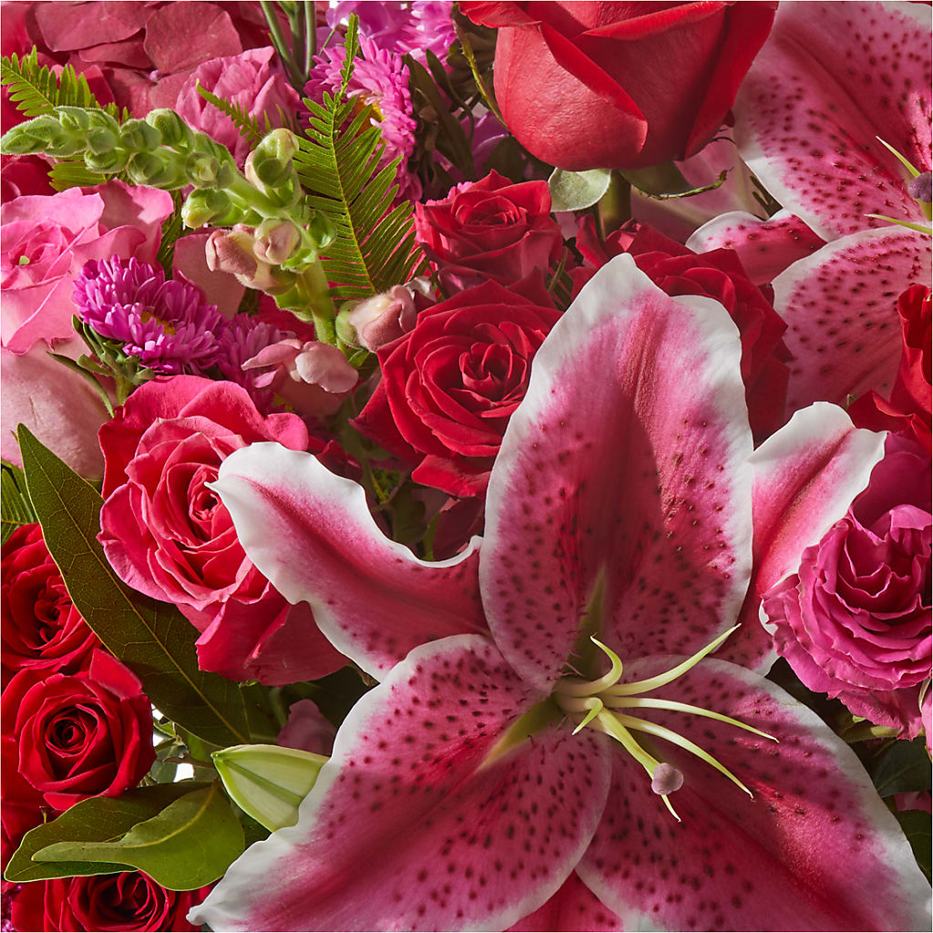 Better Together - A Luxury Honeybee Original flower arrangement by Honeybee Floral
