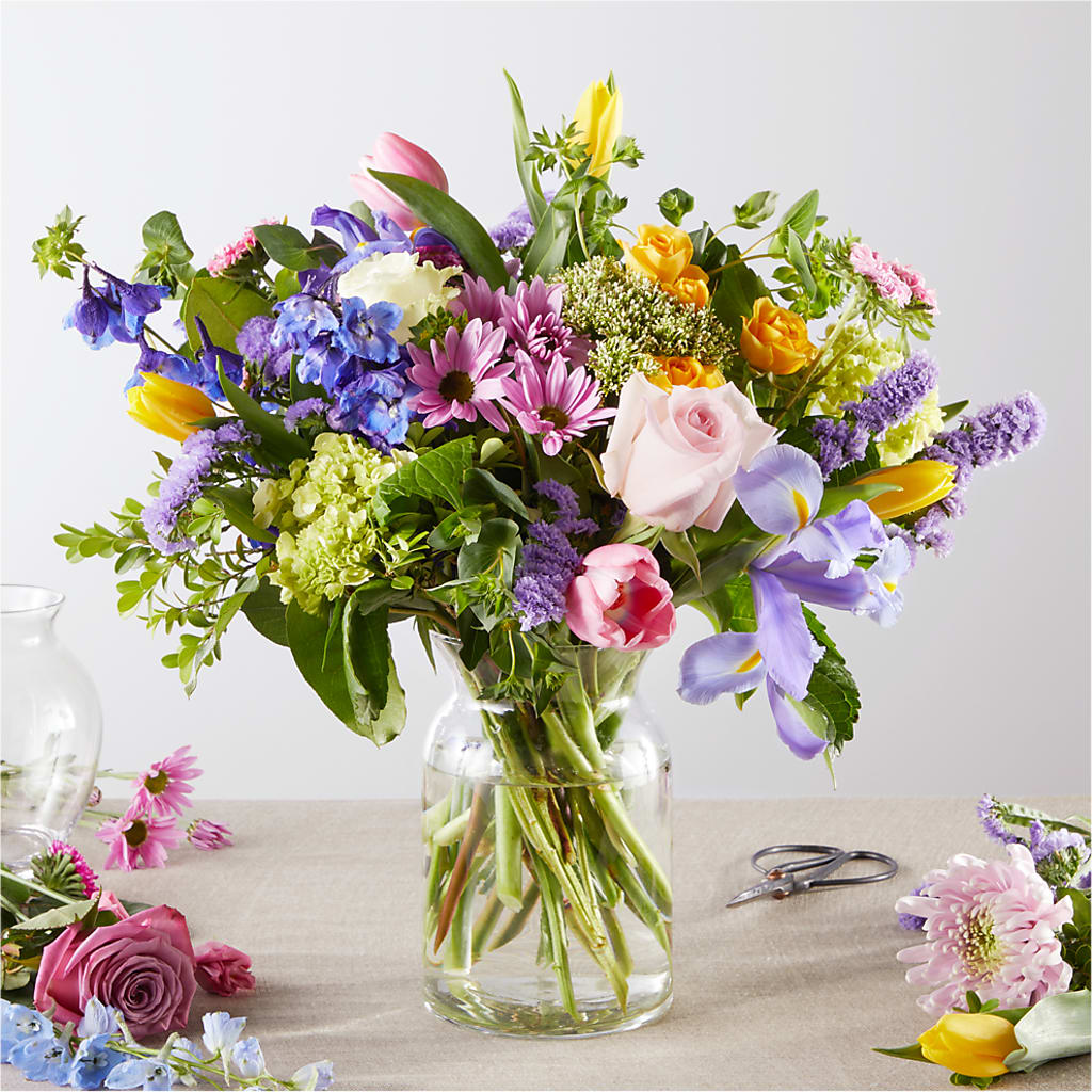 Pastel Tradition - A Honeybee Original flower arrangement by Honeybee Floral