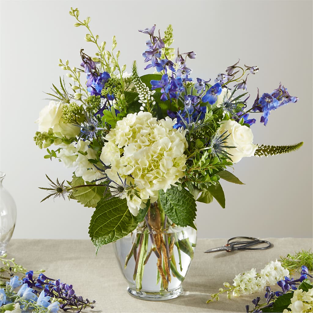 Festival of Lights – A Honeybee Original flower arrangement by Honeybee Floral