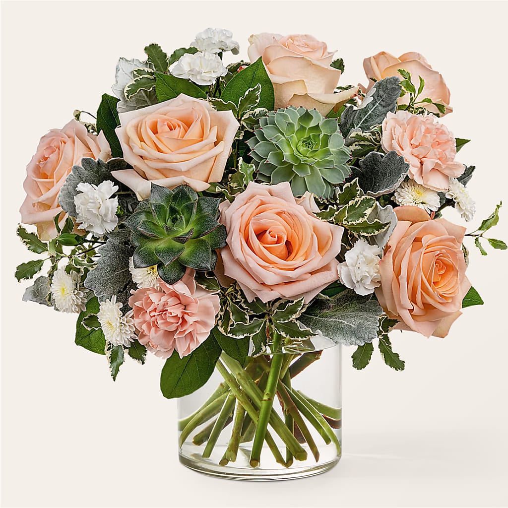 Sweet Tea Bouquet flower arrangement by Honeybee Floral