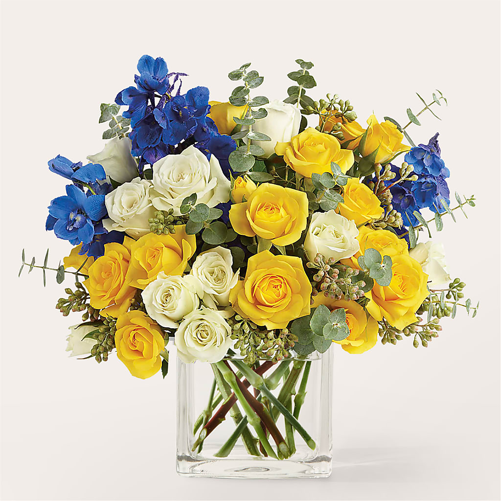 Sparkling Citrine Bouquet flower arrangement by Honeybee Floral