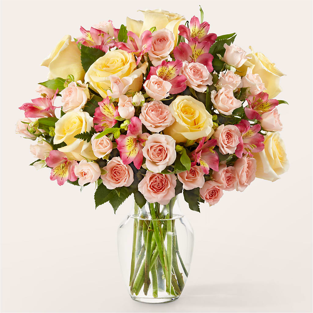 Just Lovely Bouquet flower arrangement by Honeybee Floral