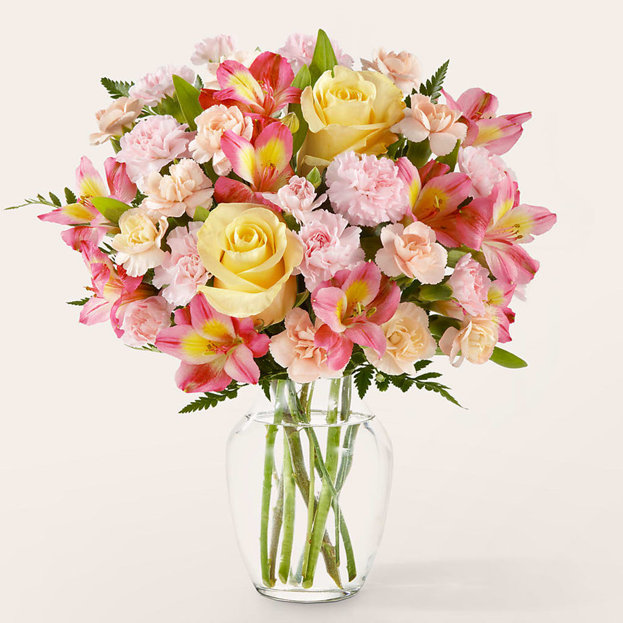 Just Lovely Bouquet flower arrangement by Honeybee Floral