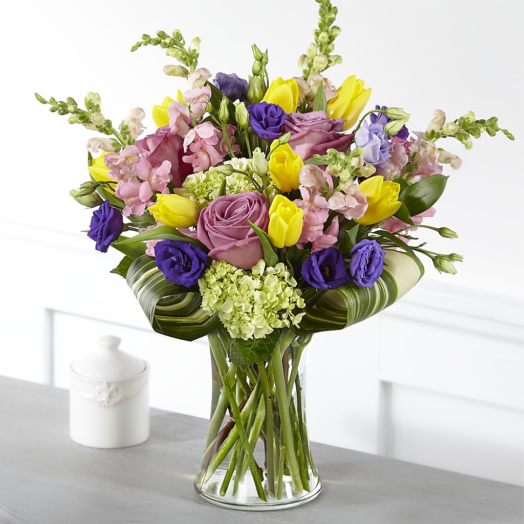 Wondrous Memories Bouquet flower arrangement by Honeybee Floral