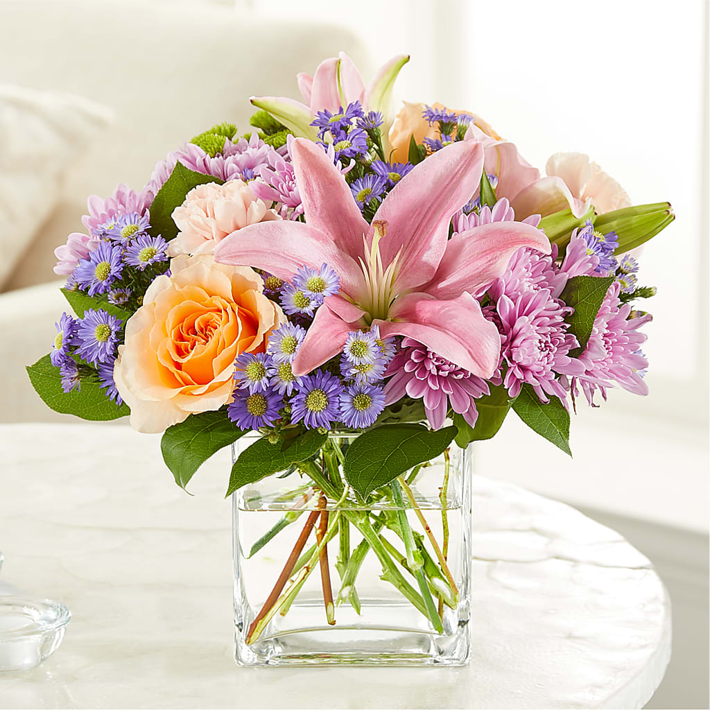 Delicate Details Bouquet flower arrangement by Honeybee Floral