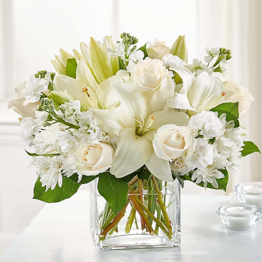 Gentle Breeze Bouquet flower arrangement by Honeybee Floral