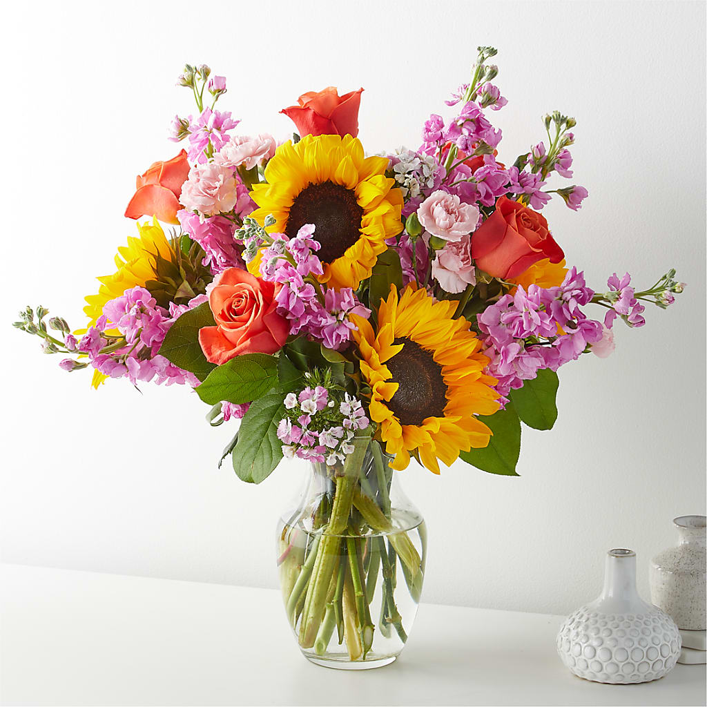Yellow Brick Road Bouquet flower arrangement by Honeybee Floral