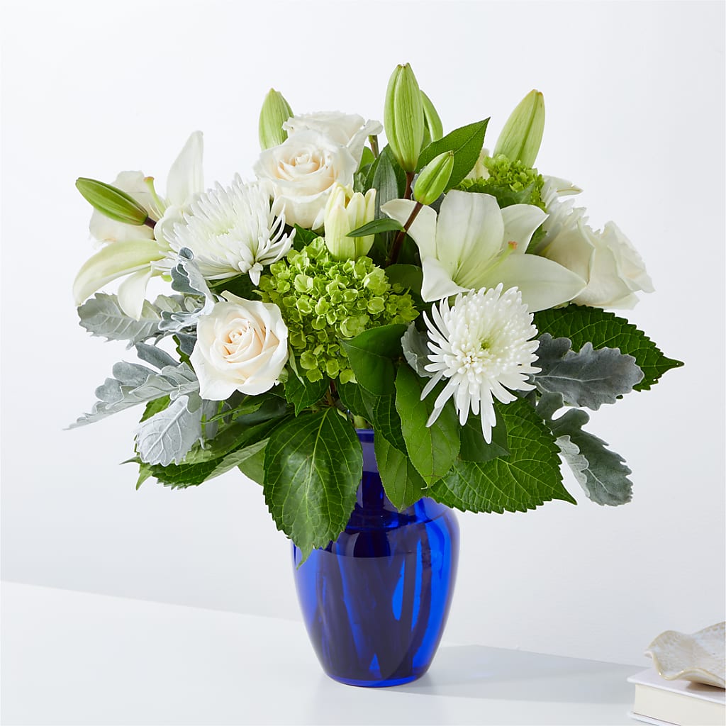 Snowy Dreams Bouquet flower arrangement by Honeybee Floral