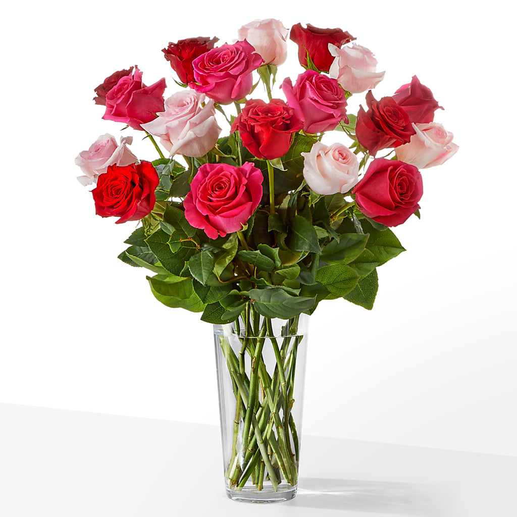 Charming Rose Bouquet flower arrangement by Honeybee Floral