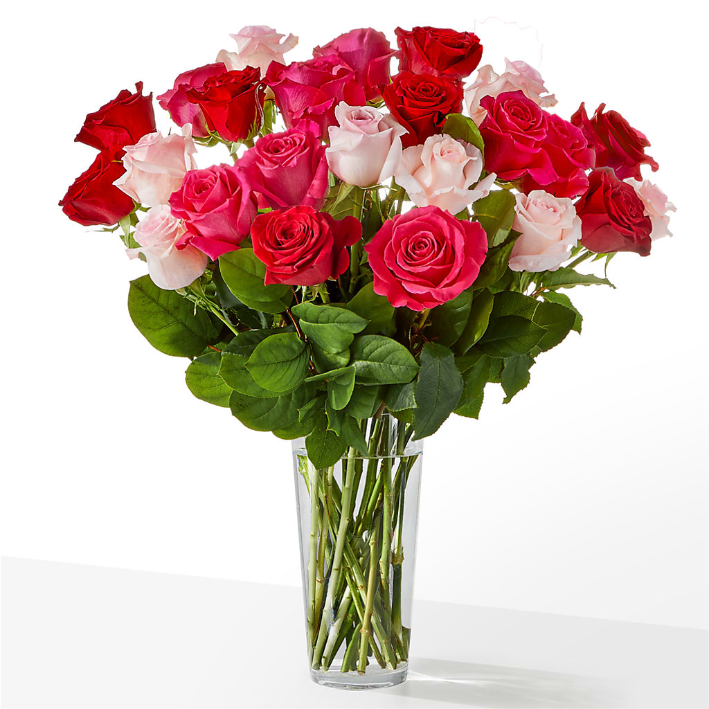 Charming Rose Bouquet flower arrangement by Honeybee Floral