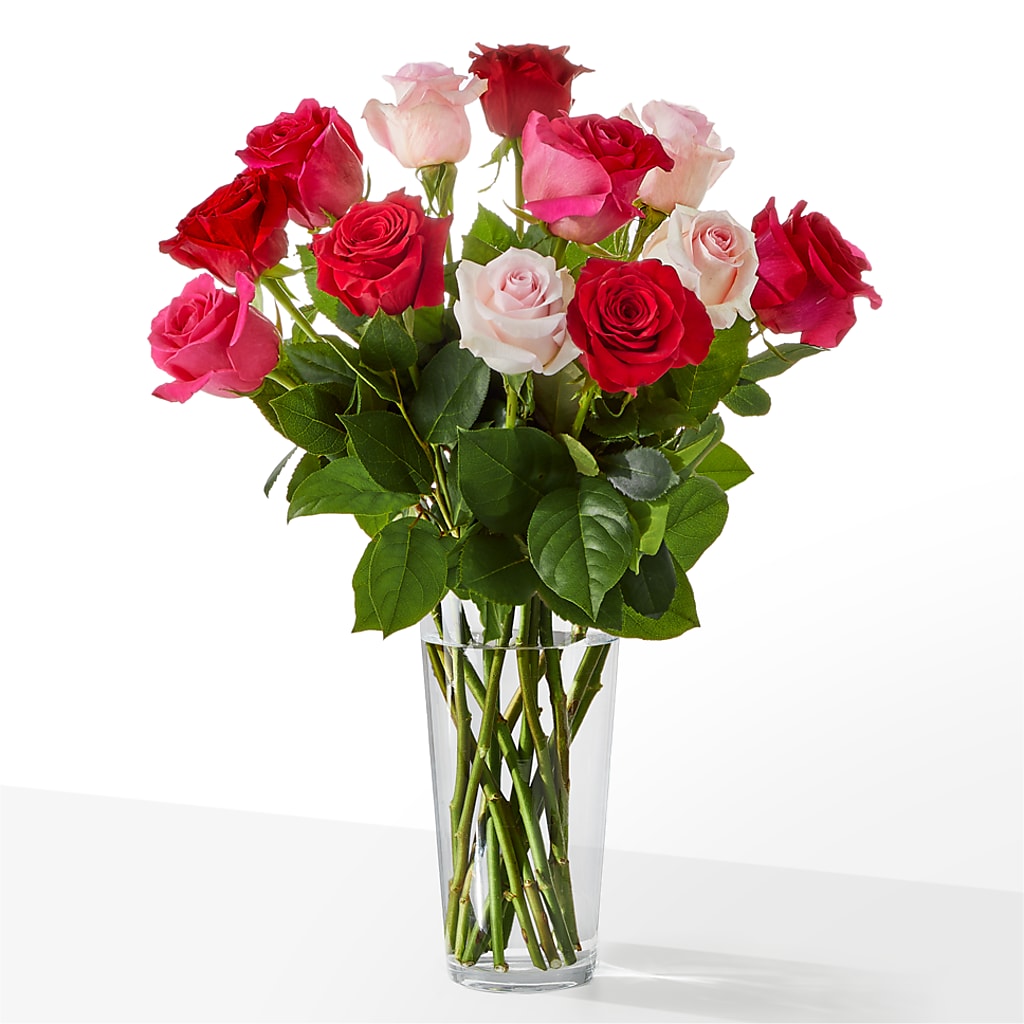 Charming Rose Bouquet flower arrangement by Honeybee Floral