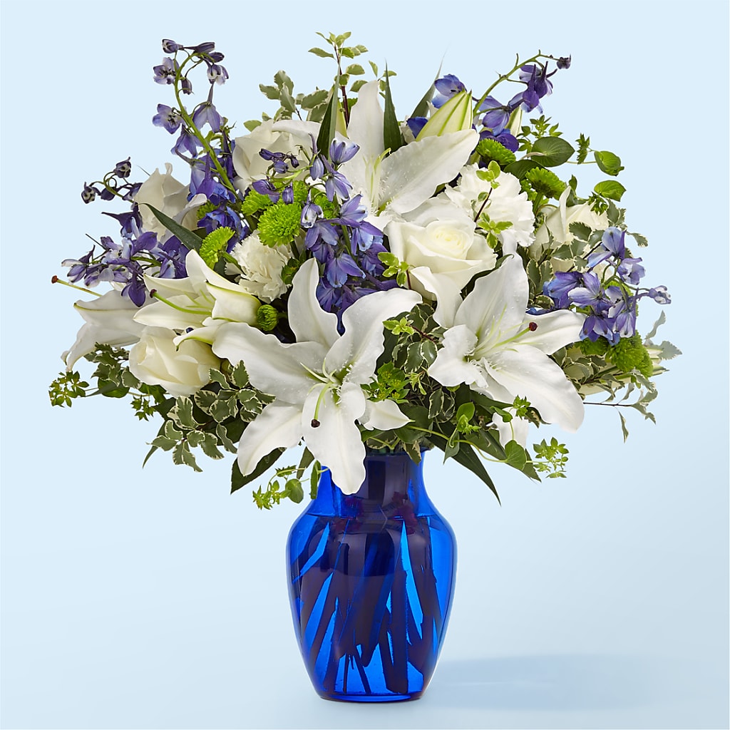 Santorini Bouquet flower arrangement by Honeybee Floral