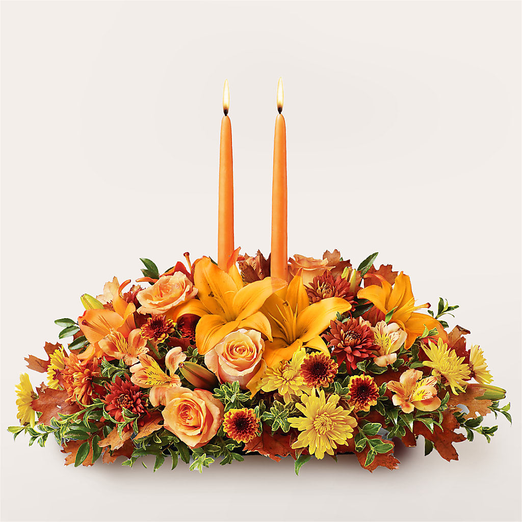 Traditions Centerpiece flower arrangement by Honeybee Floral