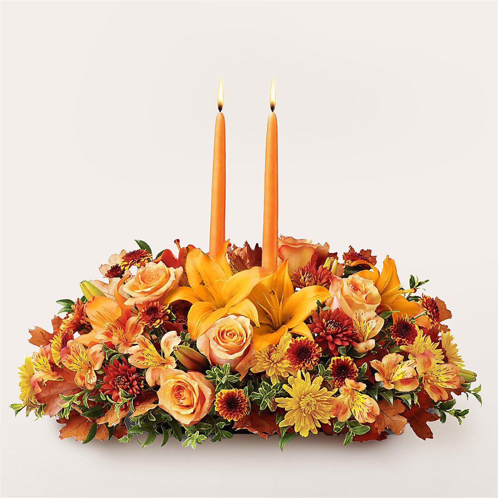 Traditions Centerpiece flower arrangement by Honeybee Floral