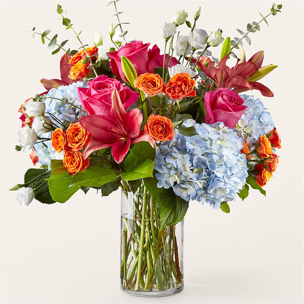 Awestruck Luxury Bouquet flower arrangement by Honeybee Floral