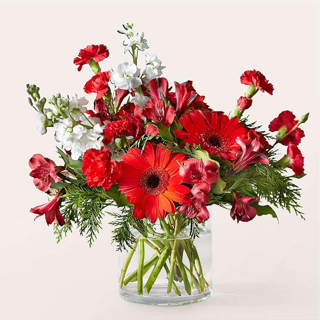 Holidaisy Bouquet flower arrangement by Honeybee Floral