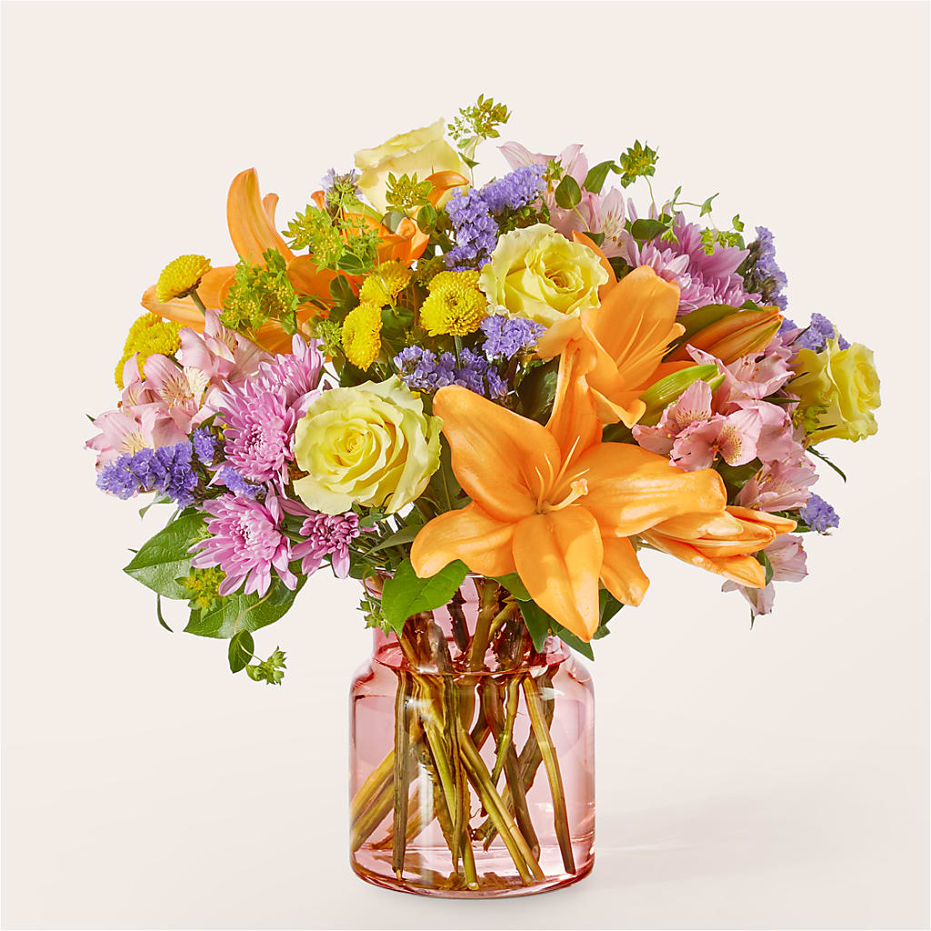 Lucky Charm Bouquet flower arrangement by Honeybee Floral