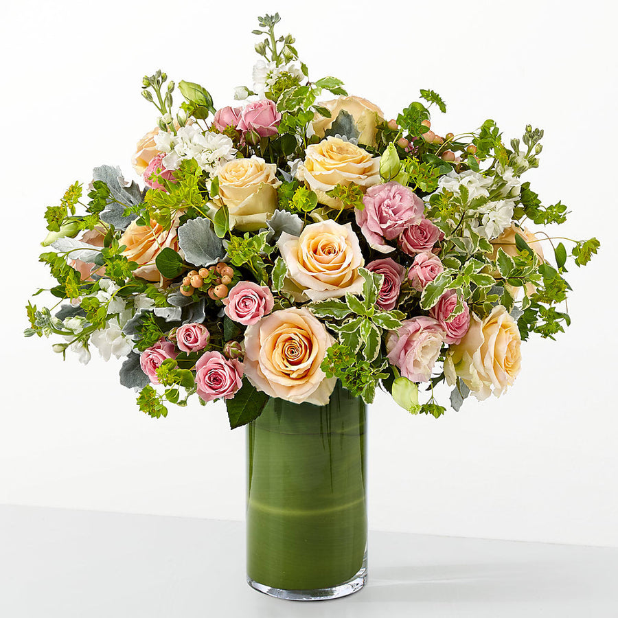 The Glamour Shot flower arrangement by Honeybee Floral