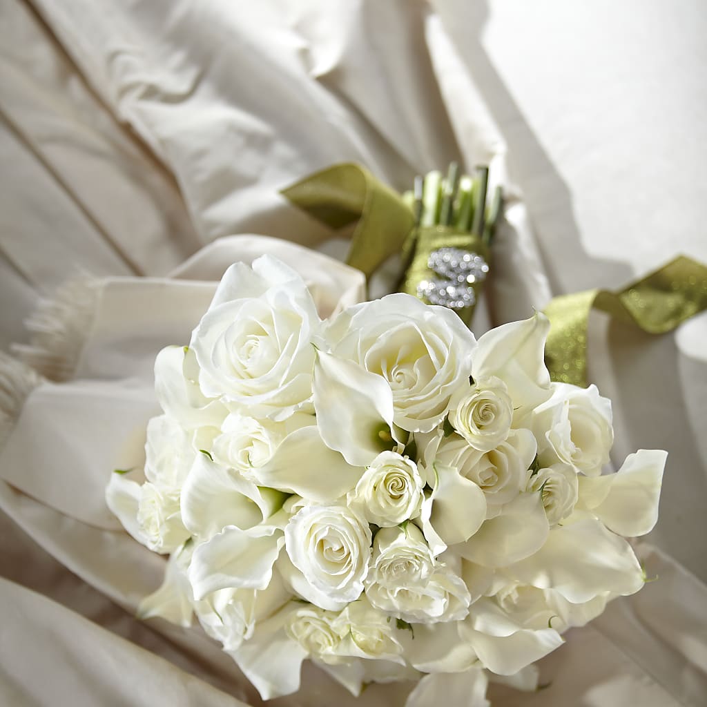 Serene Highness Bouquet flower arrangement by Honeybee Floral